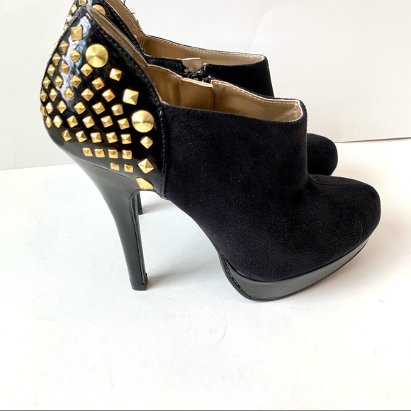 BONGO “Dionne” Gold Studded Platform Heels—SZ. 7.5 - Picture 3 of 10